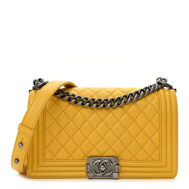 Chanel boy New medium bag prices 22