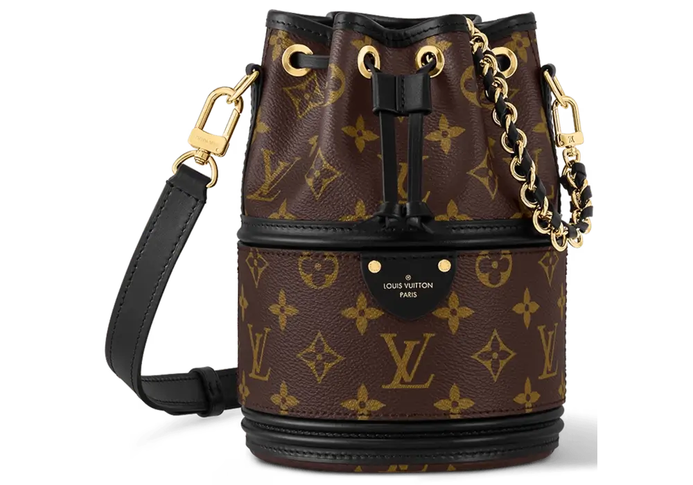 Louis Vuitton Canoé Bag in Monogram Canvas Front image