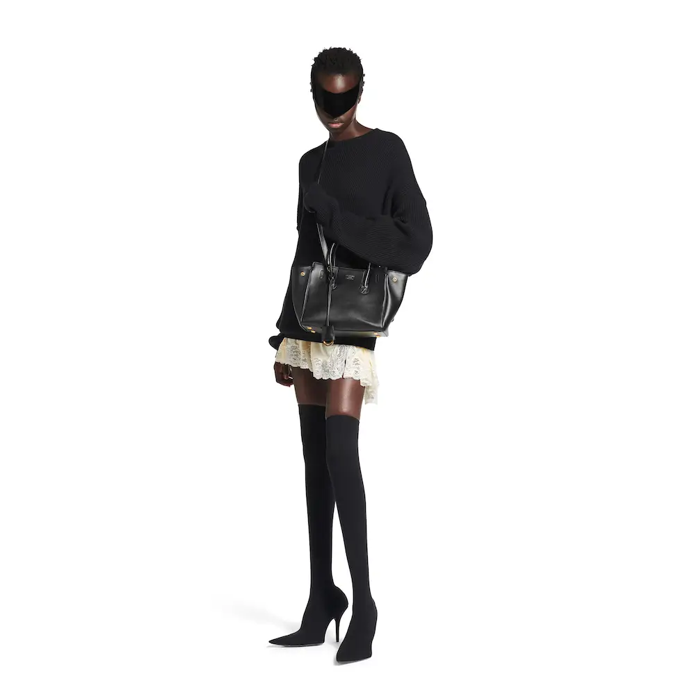 Balenciaga Hampton Mini Carry All Bag in black smooth calfskin, aged gold hardware Shoulder Model
