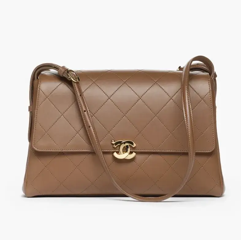 chanel maxi flap bag lambskin calfskin gold tone metal AS6484B26066UC897 (1)